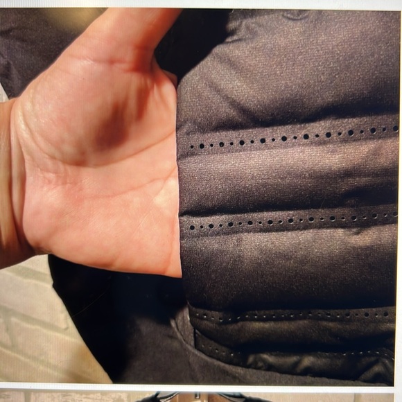 Nike Women's Aeroloft Running Vest - Picture 7 of 7